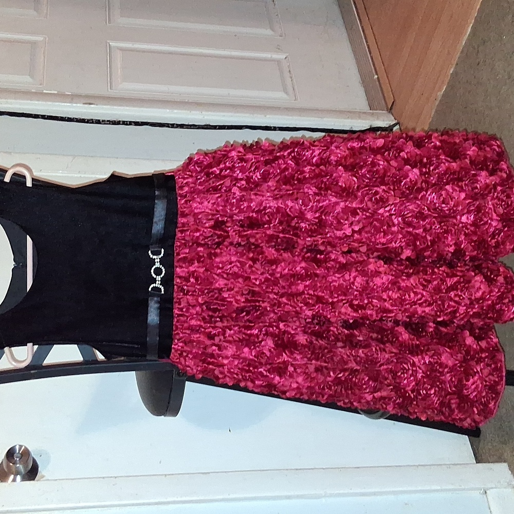 Adrianna Papell Kids Dress in Black and Red